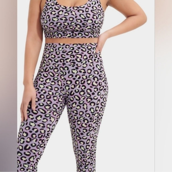 NWT Avenue Poncho Tie Detail Blouse - Picture 5 of 6